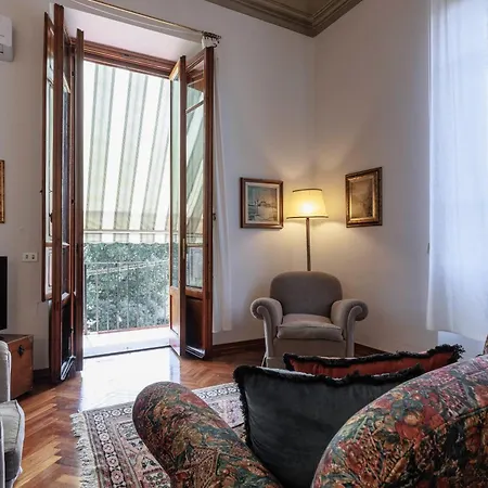 Spartaco Prestigious Apartamento
